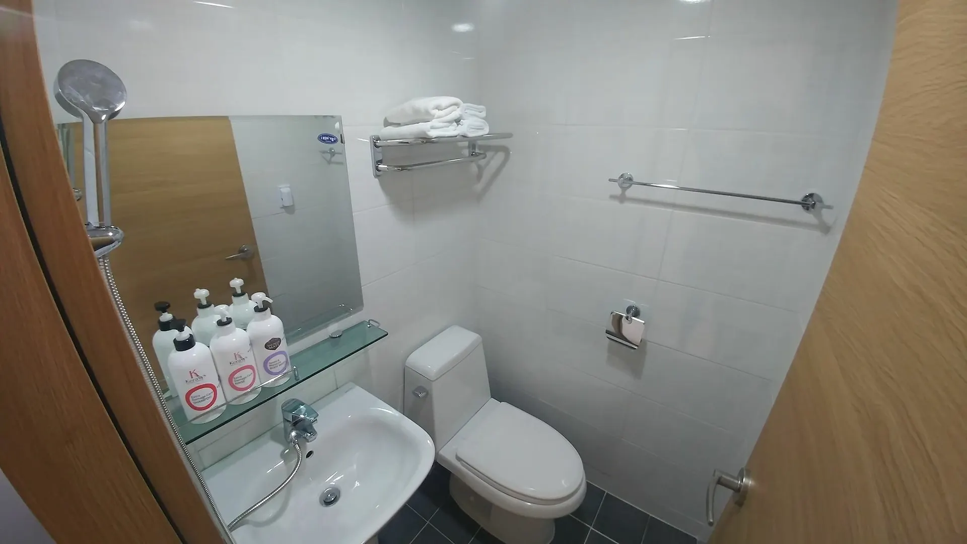 K-Guesthouse Premium Busan 1 2*,  South Korea